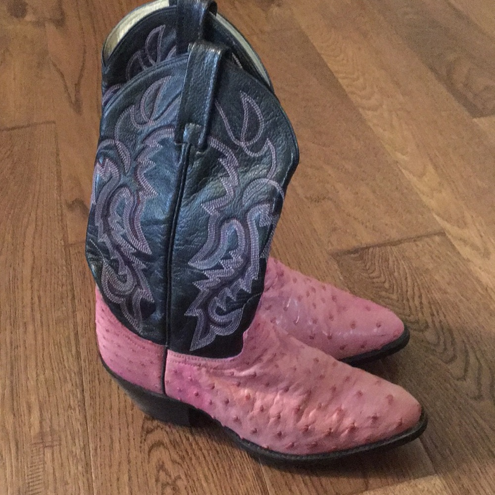 Danpost ostrich leather boots